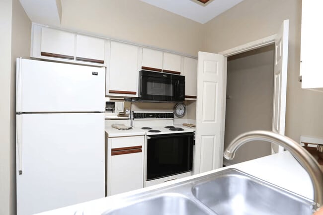 Exclusive Residences for Elevated Tastes! - Exclusive Residences for Elevated Tastes! Condo Unit CWD