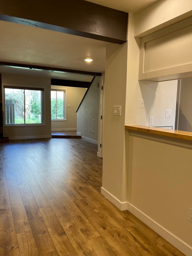 Photo - 2979 Shady Holw E