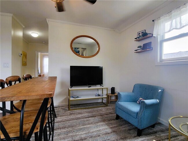 Photo - 11 Hammond St Unit 3