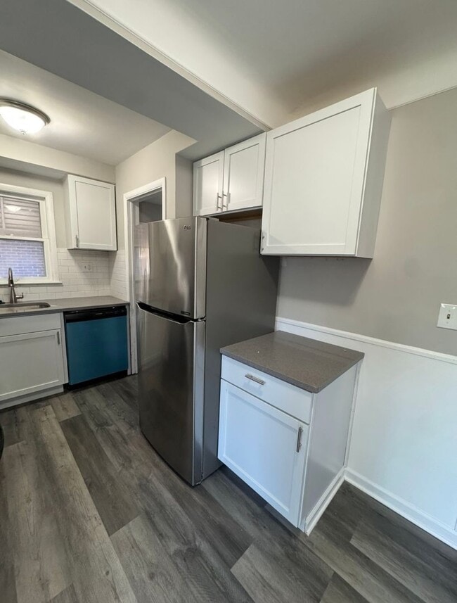 Photo - Charming newly renovated 3 bedroom bungalow