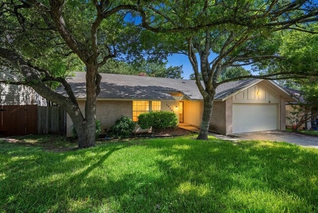 Building Photo - 10102 Missel Thrush Dr