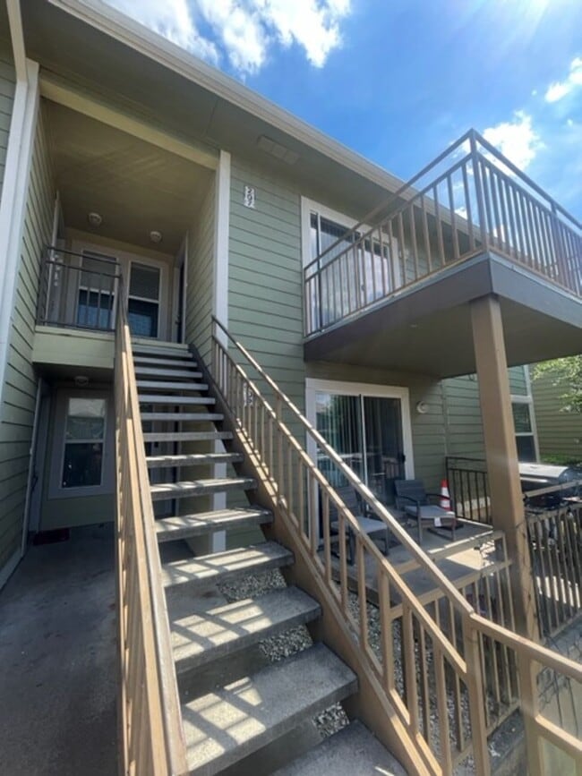 Photo - 1500 Lake Shore Dr