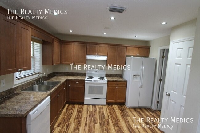 Photo - 1159 Fountainhead Dr