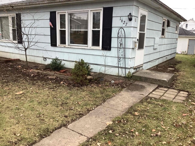 Photo - 1627 3rd St Apartamento