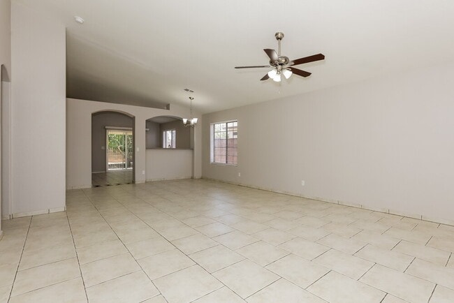 Photo - 743 S Del Rio Ct