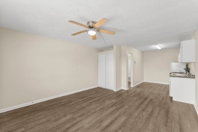 Photo - Caladium Apartments