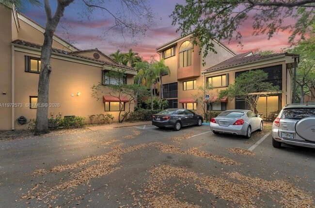 Building Photo - 15575 Miami Lakeway N Unit 305
