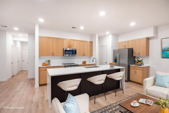 Photo - 2517 Appian Wy Unit B