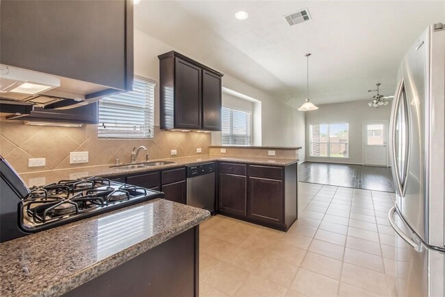 Photo - 3103 Rose Trace Dr