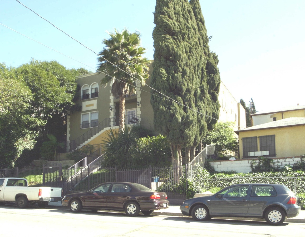 Photo - Micheltorena Apartments