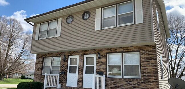 Photo - 101 W Pioneer Rd Apartment Unit 101 1/2