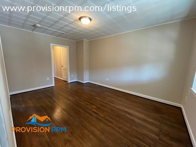 Photo - 928 Victory Ave Unit B