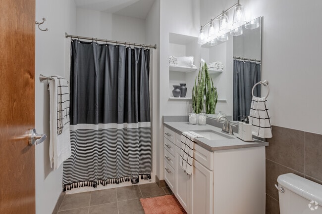 Interior Photo - Yugo Minneapolis Sydney Hall Rental