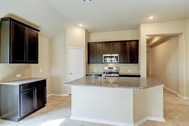 8811 Trenton Landing Ln
