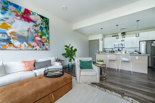 Building Photo - 408 Mystic Ave Unit 205