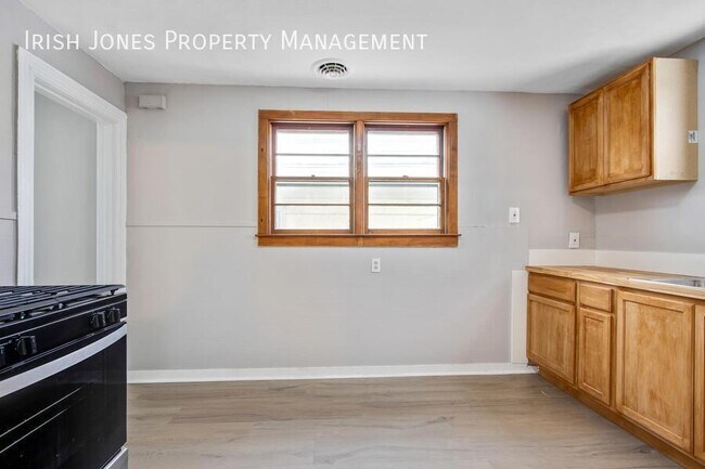 Photo - 105 Howell St Unit Apt. 2