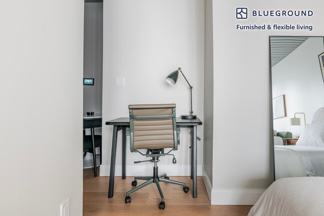 Photo - 44 Bromfield St Unit SI FL5-ID1303