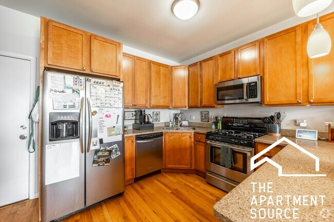 Building Photo - 3131 W Logan Blvd Unit 3B Rental
