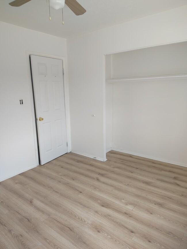 3265 W 143rd St Unit 205