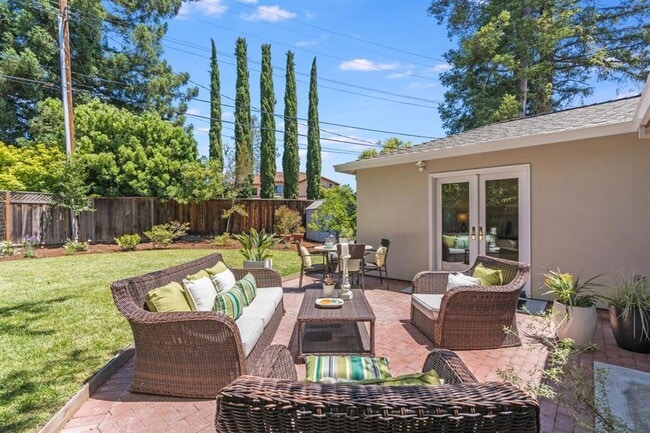 Photo - 831 Bruce Dr