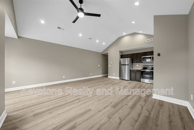 Photo - 115 A Holley Dr