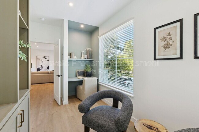 Photo - 1624 NW 17th St Unit 201