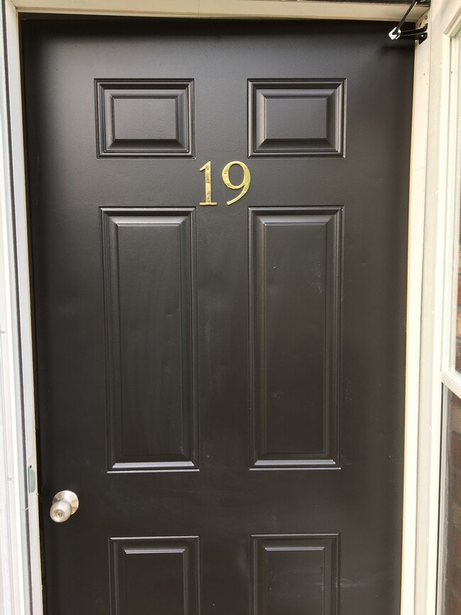 Photo - 6820 Linville Dr