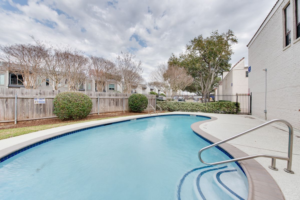 Photo - 1330 Augusta Drive, 25