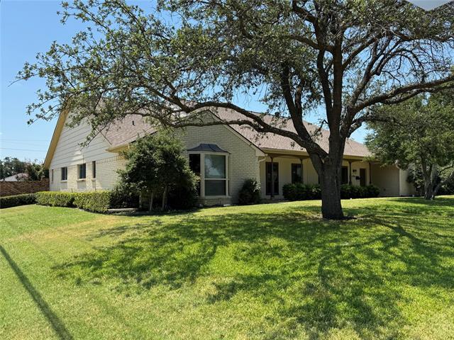 Photo - 3786 Weeburn Dr