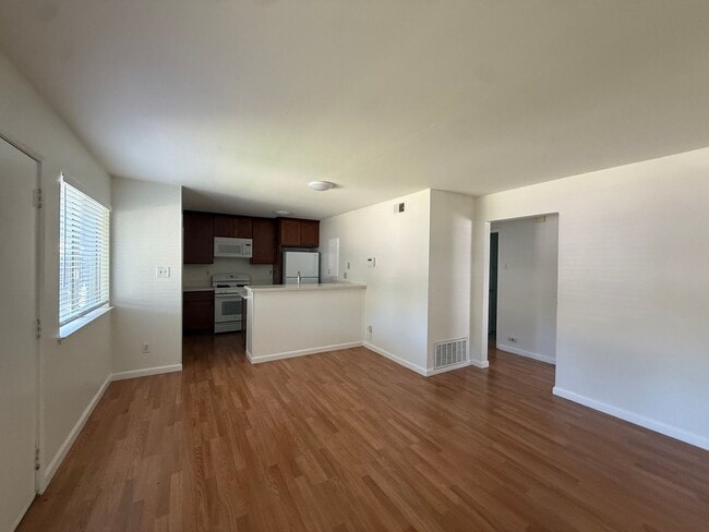 Photo - 2 bed | 1 bath | 795 SF | Shared garage | Downstairs unit | WS&G Paid by Owner