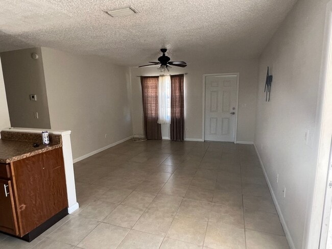 Photo - 3/2 carport in Port Charlotte