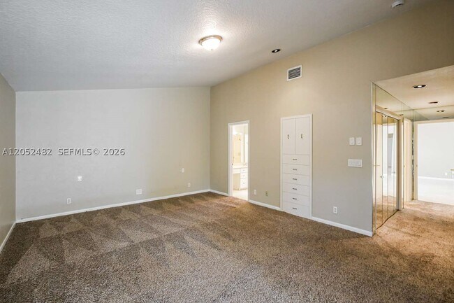 Photo - 7045 Golf Pointe Cir