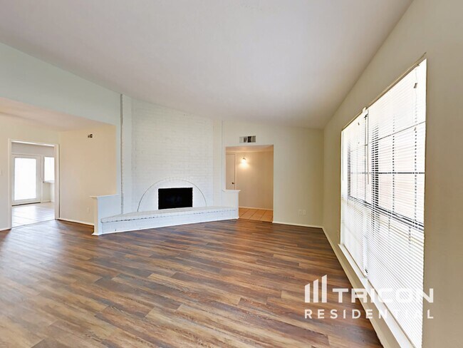 Photo - 7006 Blackberry Dr