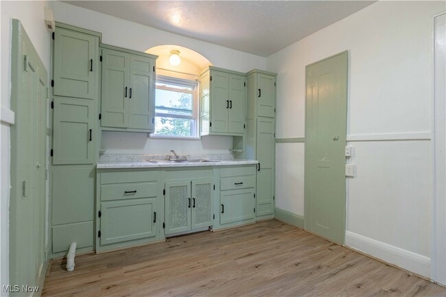 Photo - 774 Copley Rd Apartamento