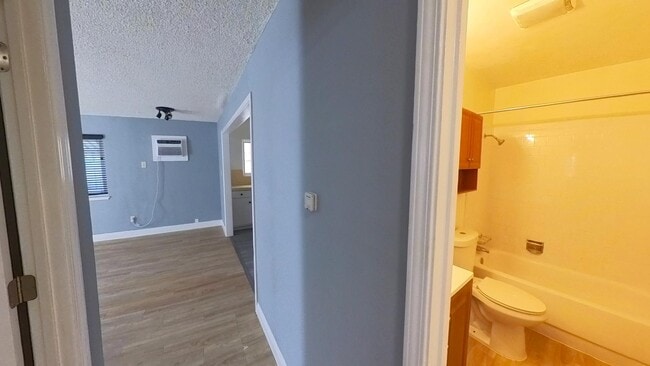 Photo - 3537 N San Joaquin St