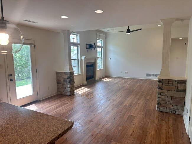 Photo - 5004 Whitefish Ct