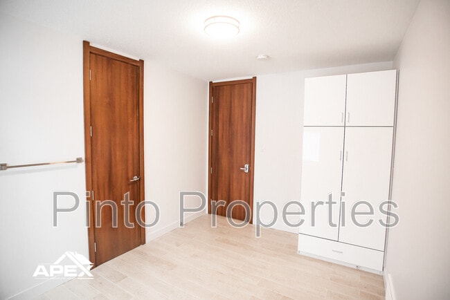 Photo - 10749-10786 86 Ave NW