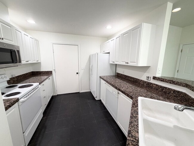 Photo - 2036 Newport Way NW