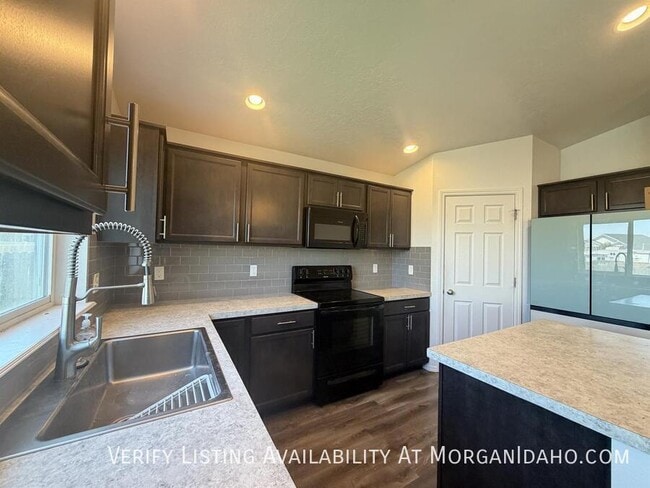 Photo - 7690 E Willard Dr