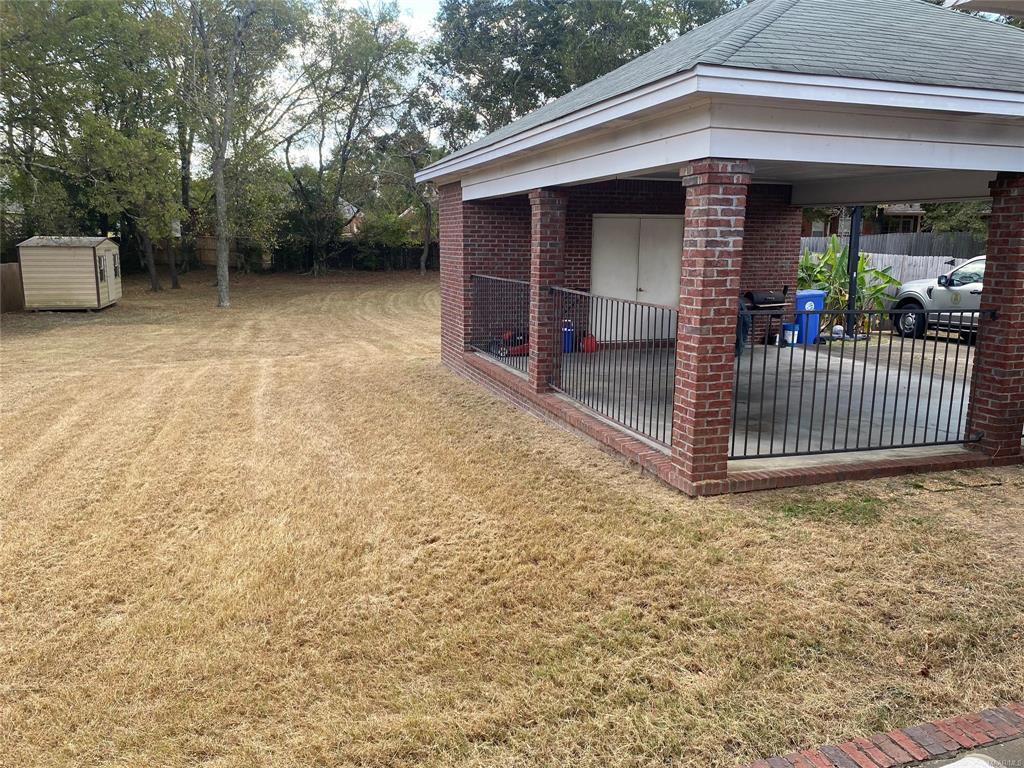 Photo - 1690 Cumberland Dr