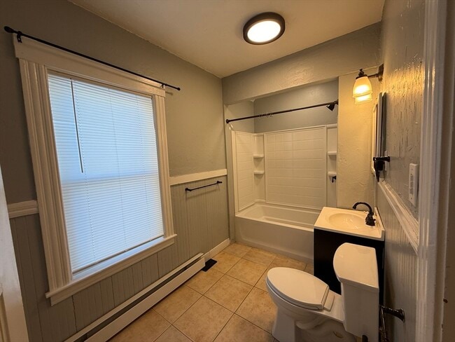 Photo - 8 Beckman St Unit 2