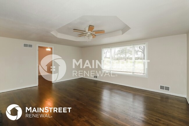 Photo - 6412 N Forest Ave