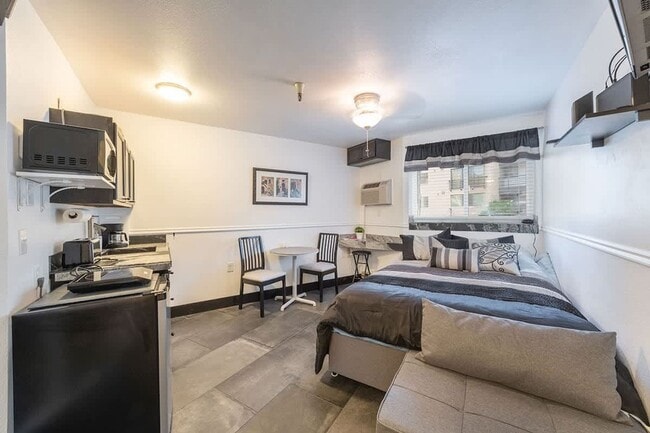 Photo - Carriage House Furnished Condo Available Now Unit 124