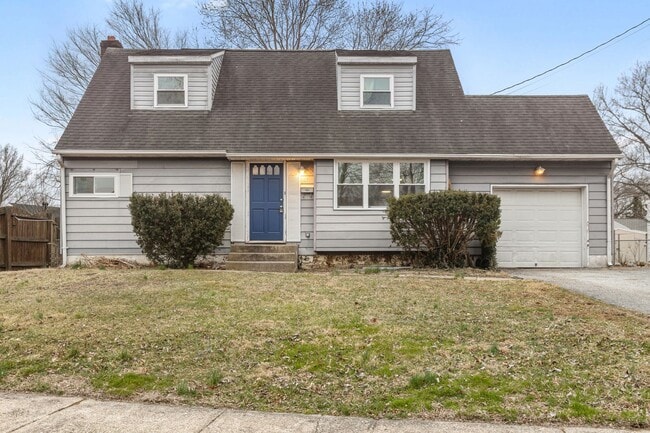 Building Photo - Single family Walking distance to UofD; Av... Rental