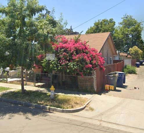 Photo - 522 S 8th St House