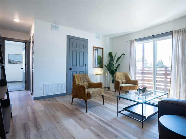 Photo - The Hawthorne