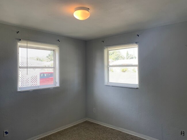 Photo - 1703 Edgewater Dr Unidad #1705