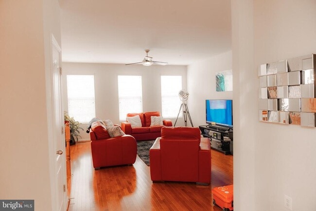 Photo - 8453 Winding Trail