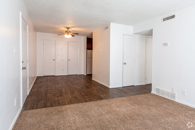 Interior Photo - Sandpiper Apartments