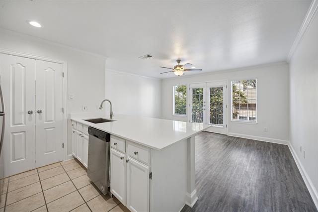 Photo - 4125 Holland Ave Unit 211